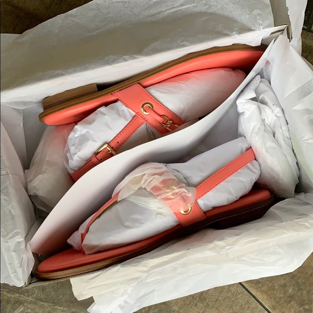 MICHAEL KORS ELSA THONG NAPPA PU GRAPEFRUIT - Picture 13 of 16